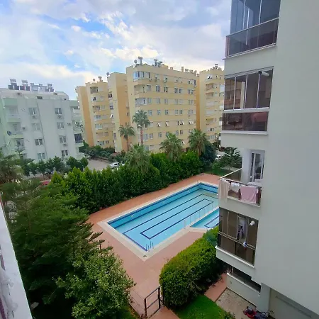 Konyaalti Liman Denize 400 Mt Havuzlu *
