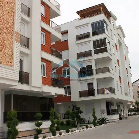 Apartmán Konyaalti Liman Denize 400 Mt Havuzlu *