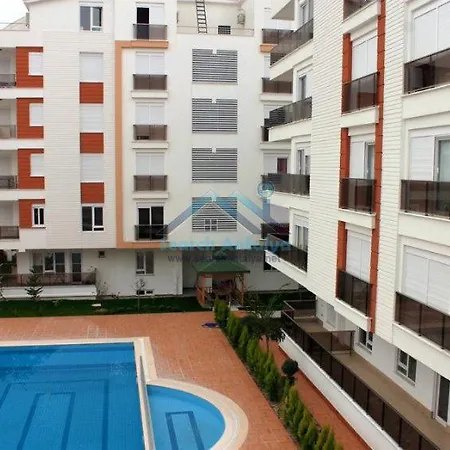 Konyaalti Liman Denize 400 Mt Havuzlu Apartmán Antalya